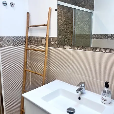 Sunshine Apartment